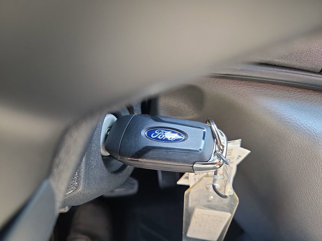 New 2025 Ford Transit 250 148 Medium Roof image 31