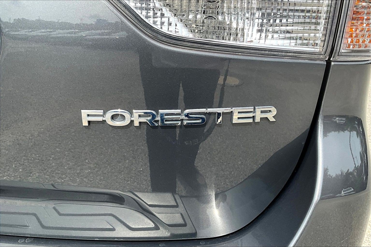 Used 2022 Subaru Forester Limited AWD/4WD image 33