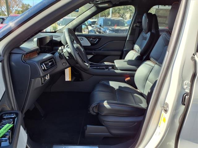 New 2025 Lincoln Aviator Black Label image 12