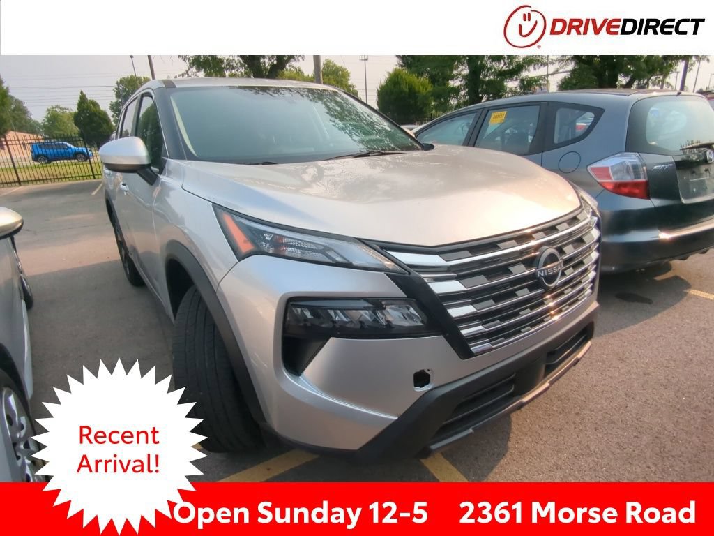 Used 2025 Nissan Rogue SV