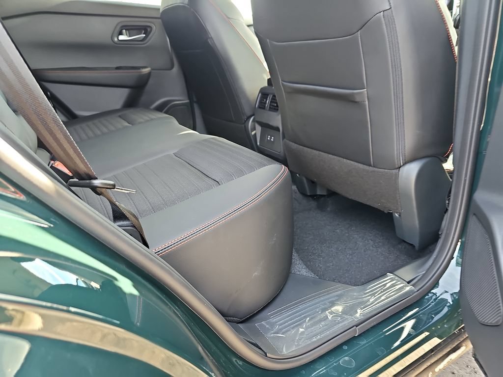 New 2026 Nissan Rogue SV AWD/4WD image 14