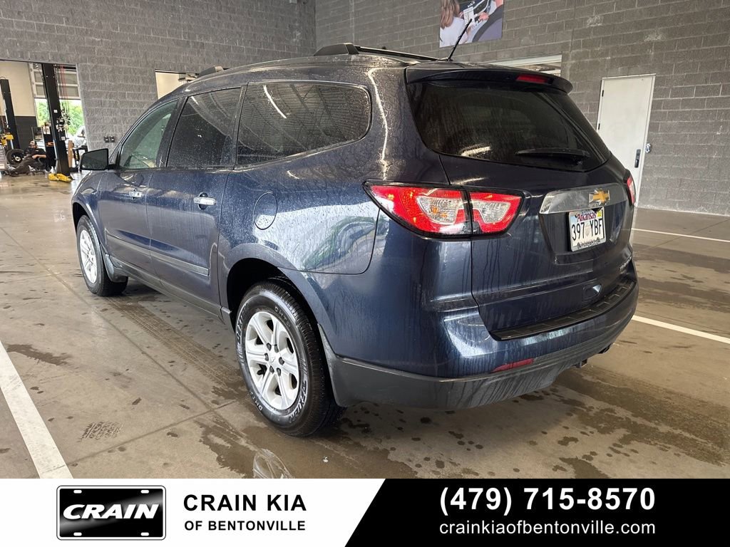 Used 2015 Chevrolet Traverse LS FWD image 3