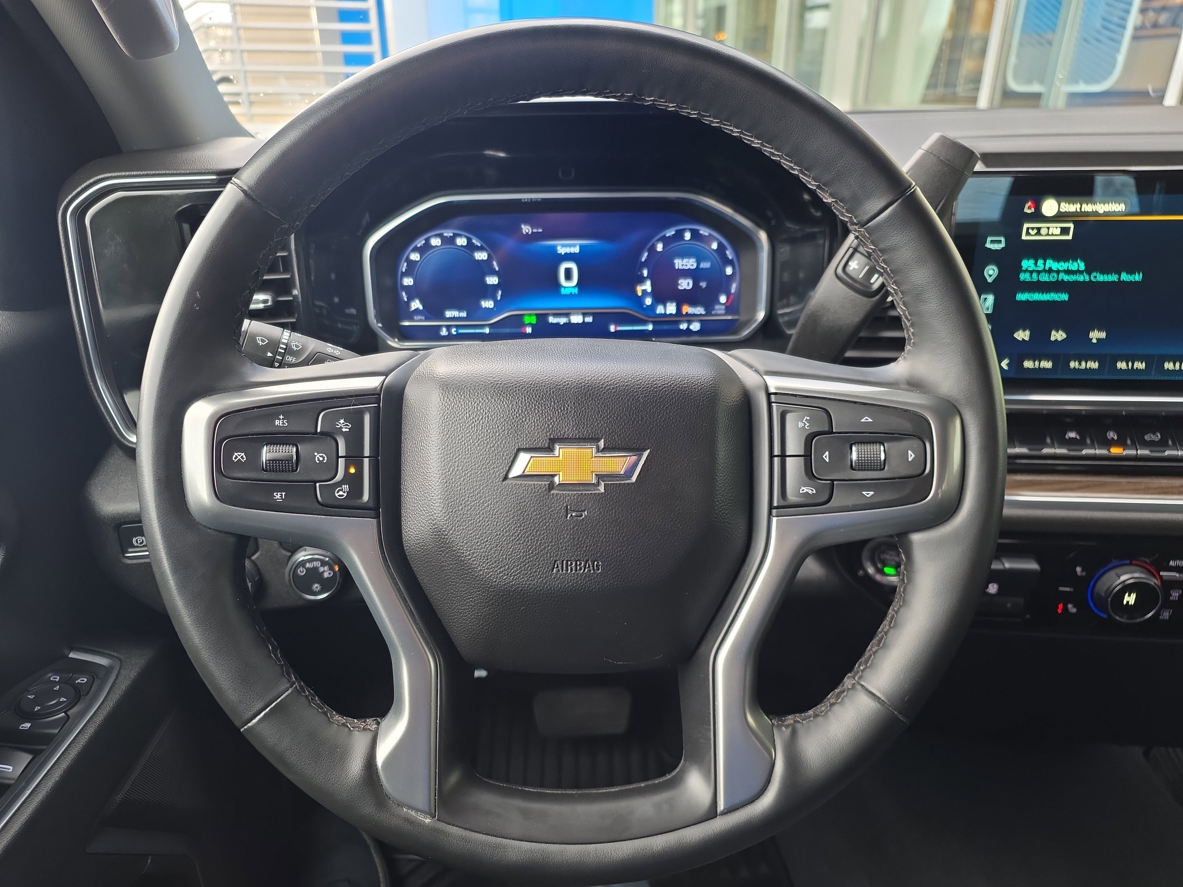 Used 2025 Chevrolet Silverado 1500 LT image 20