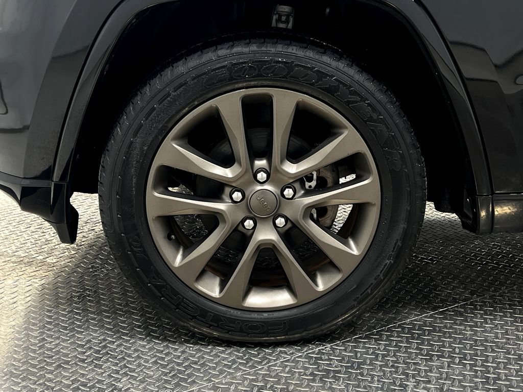 Used 2017 Jeep Grand Cherokee Limited 75th Anniversary image 34