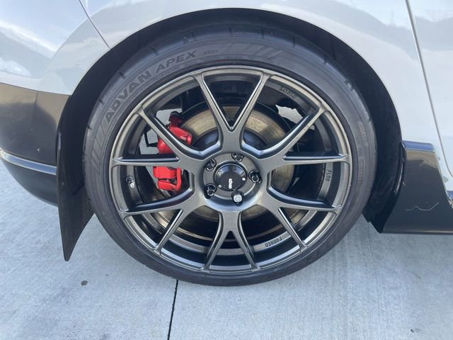 Used 2020 Hyundai Veloster N w/ Performance Package image 31