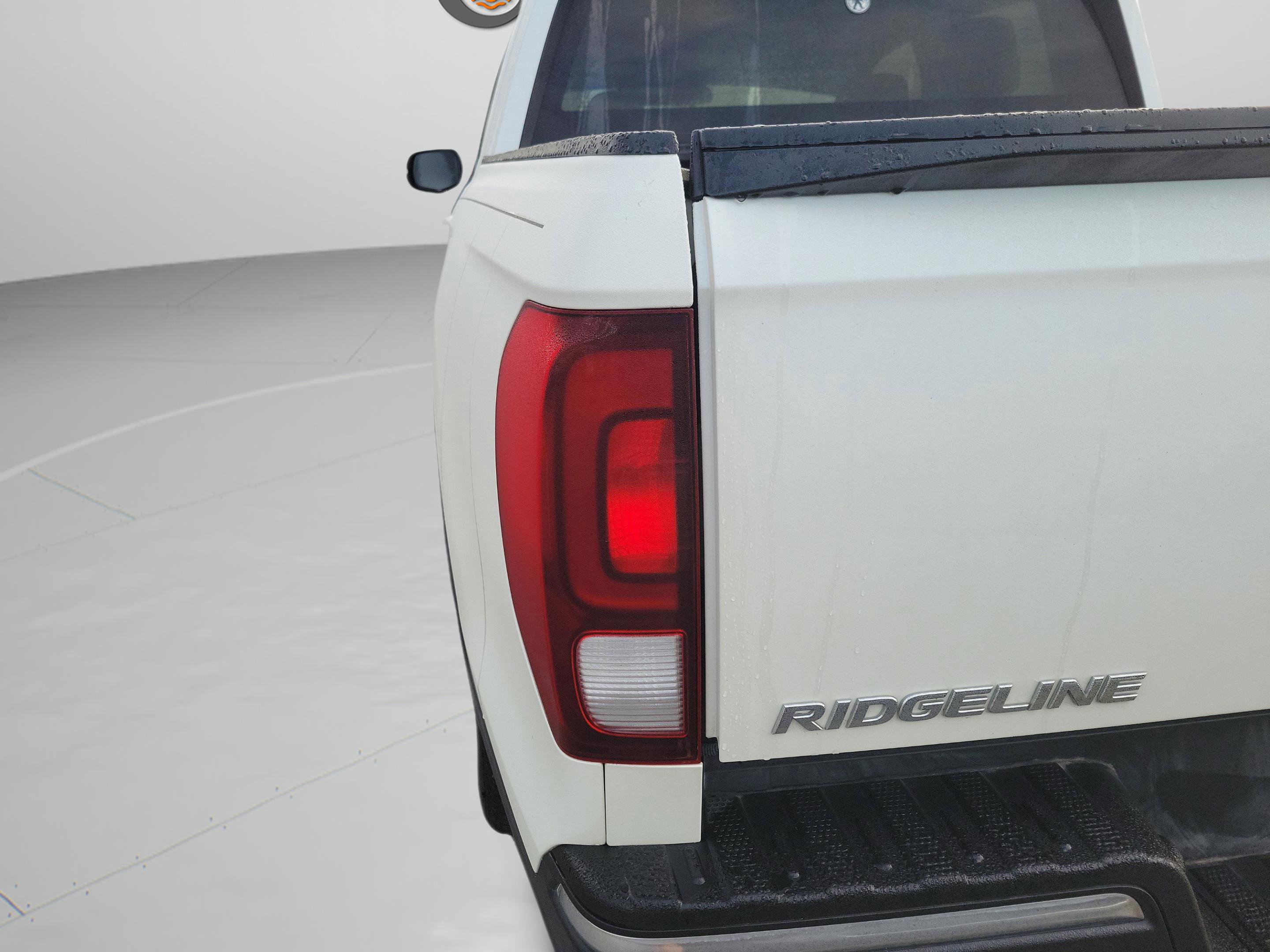 Used 2018 Honda Ridgeline RTL-T image 18