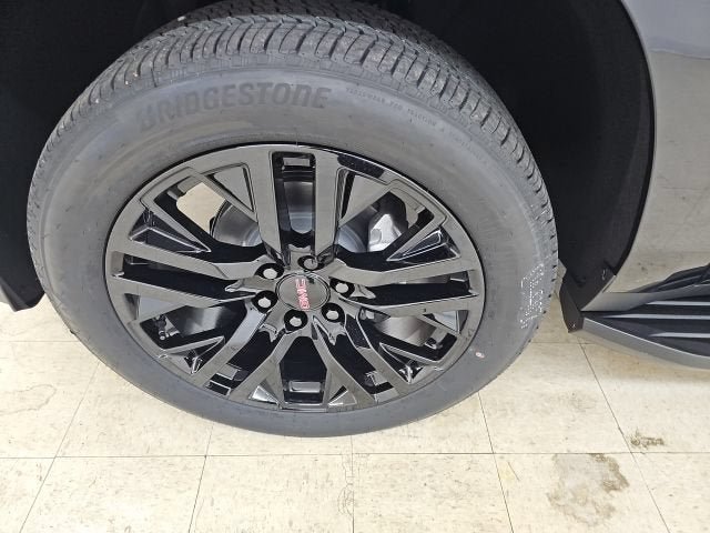 New 2026 GMC Yukon XL Denali w/ Advanced Technology Package AWD/4WD image 28