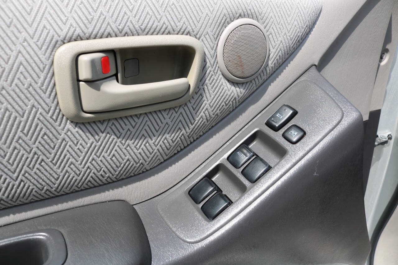 Used 2002 Toyota Highlander 2WD V6 image 73