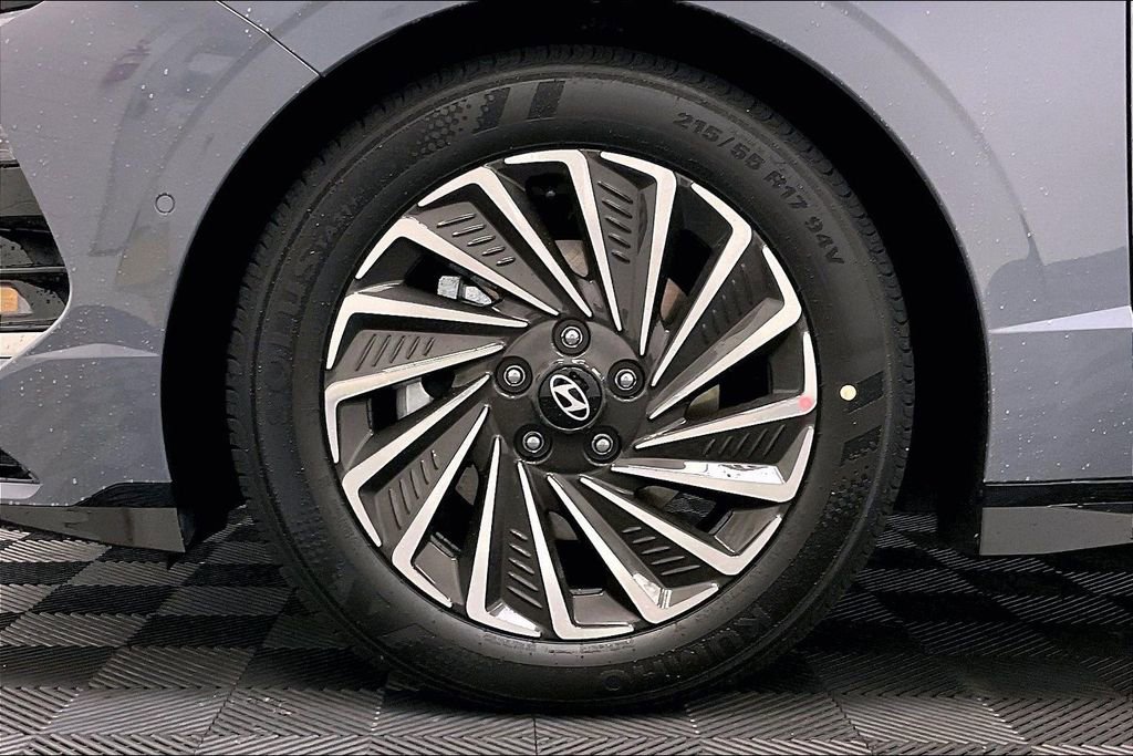 New 2026 Hyundai Sonata Limited image 12