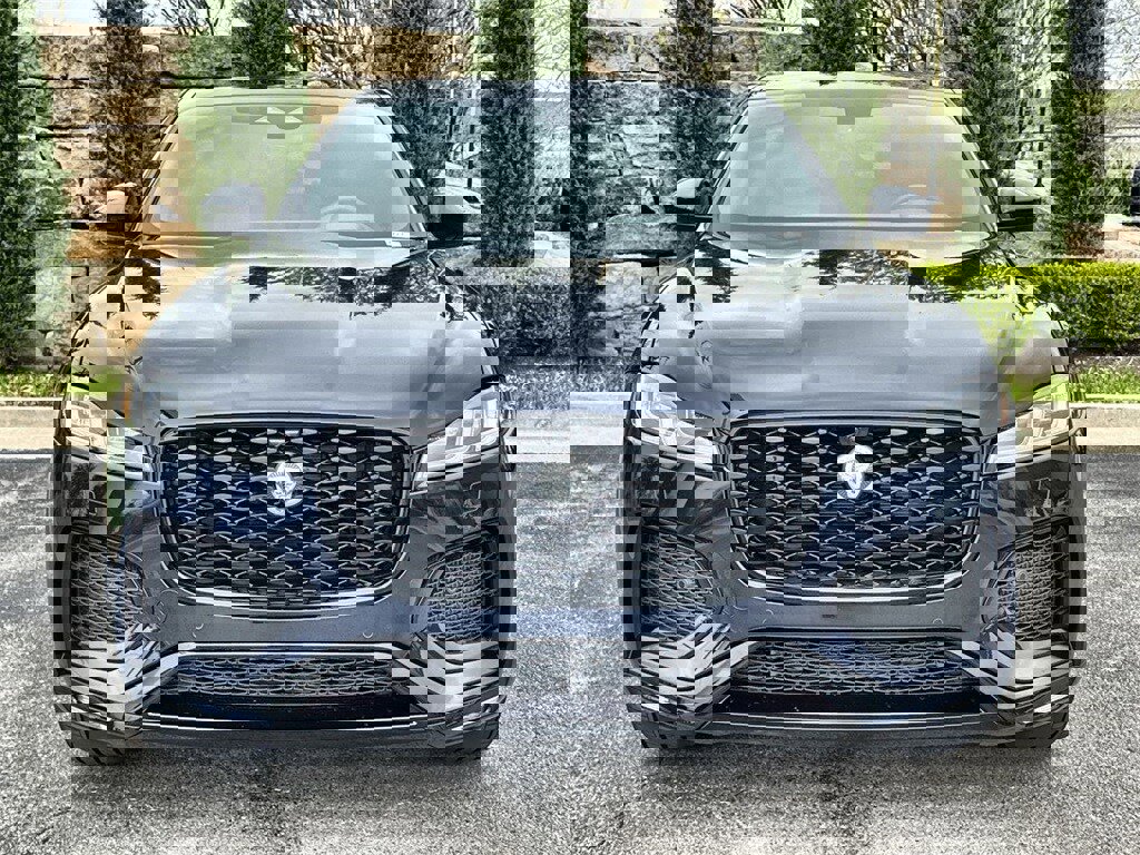 New 2026 Jaguar F-PACE R-Dynamic S image 8