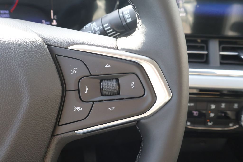 New 2026 Chevrolet Trax LT w/ Driver Confidence Package FWD image 23