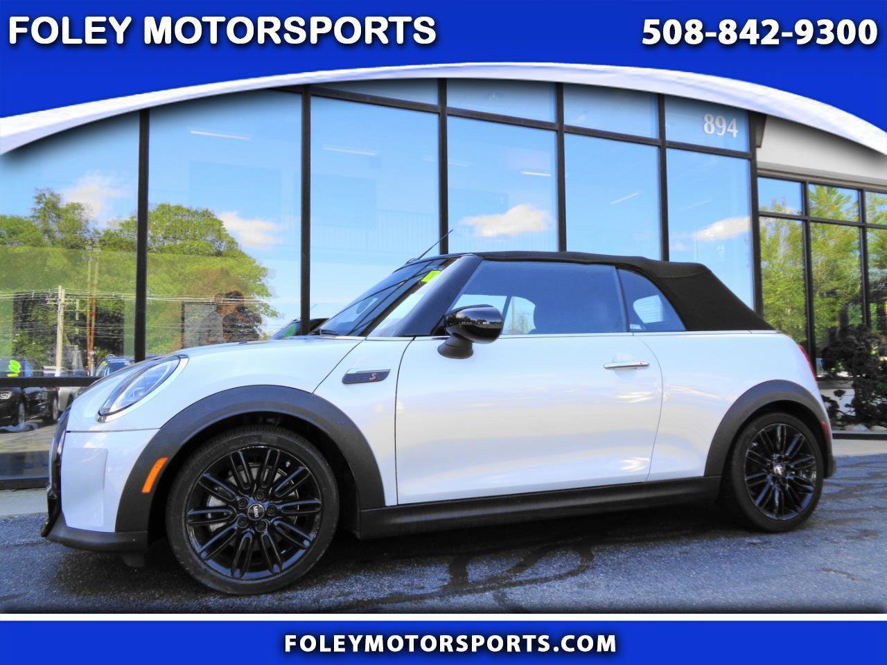 Used 2022 MINI Cooper S image 1