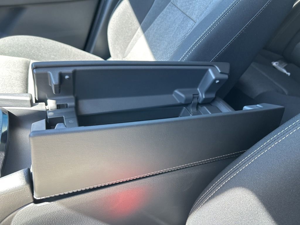 New 2026 Nissan Rogue SV image 38