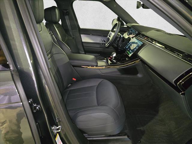 Used 2025 Land Rover Range Rover Sport SE AWD/4WD image 10