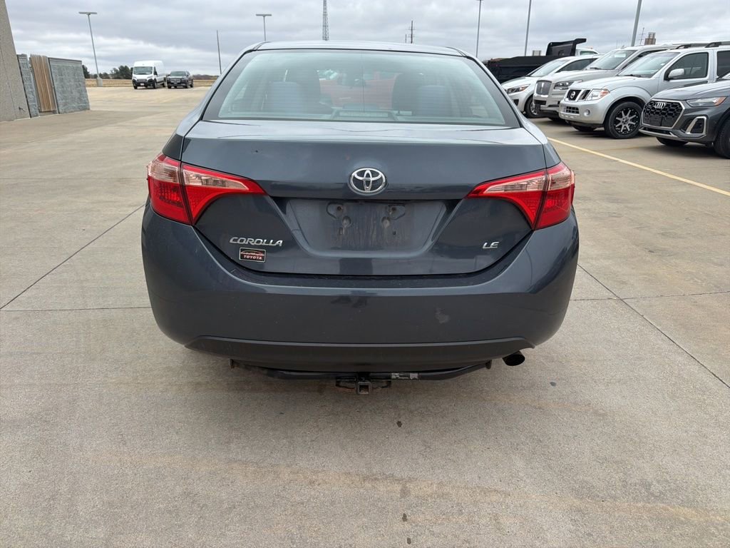 Used 2018 Toyota Corolla LE image 4