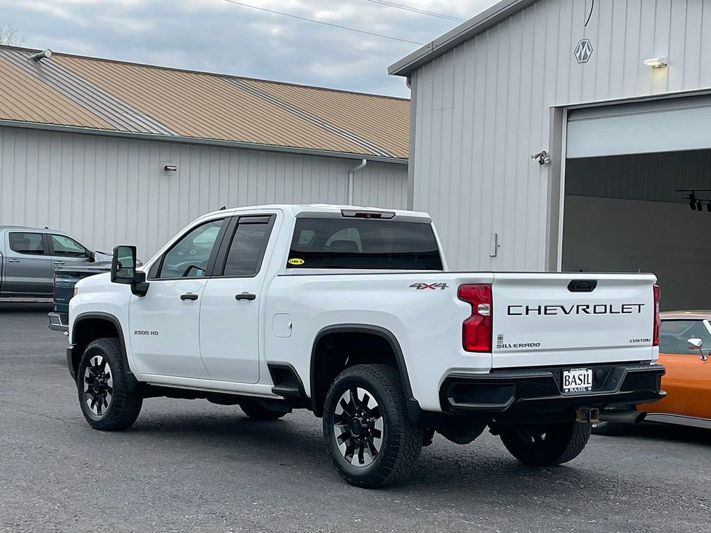 Used 2020 Chevrolet Silverado 2500 Custom w/ Custom Value Package AWD/4WD image 11