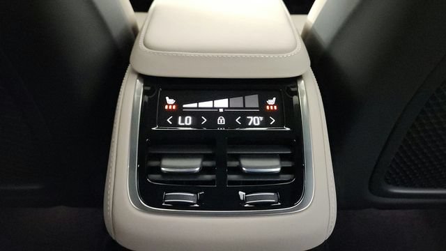 New 2026 Volvo XC90 T8 Plus w/ Protection Package Premier AWD/4WD image 71