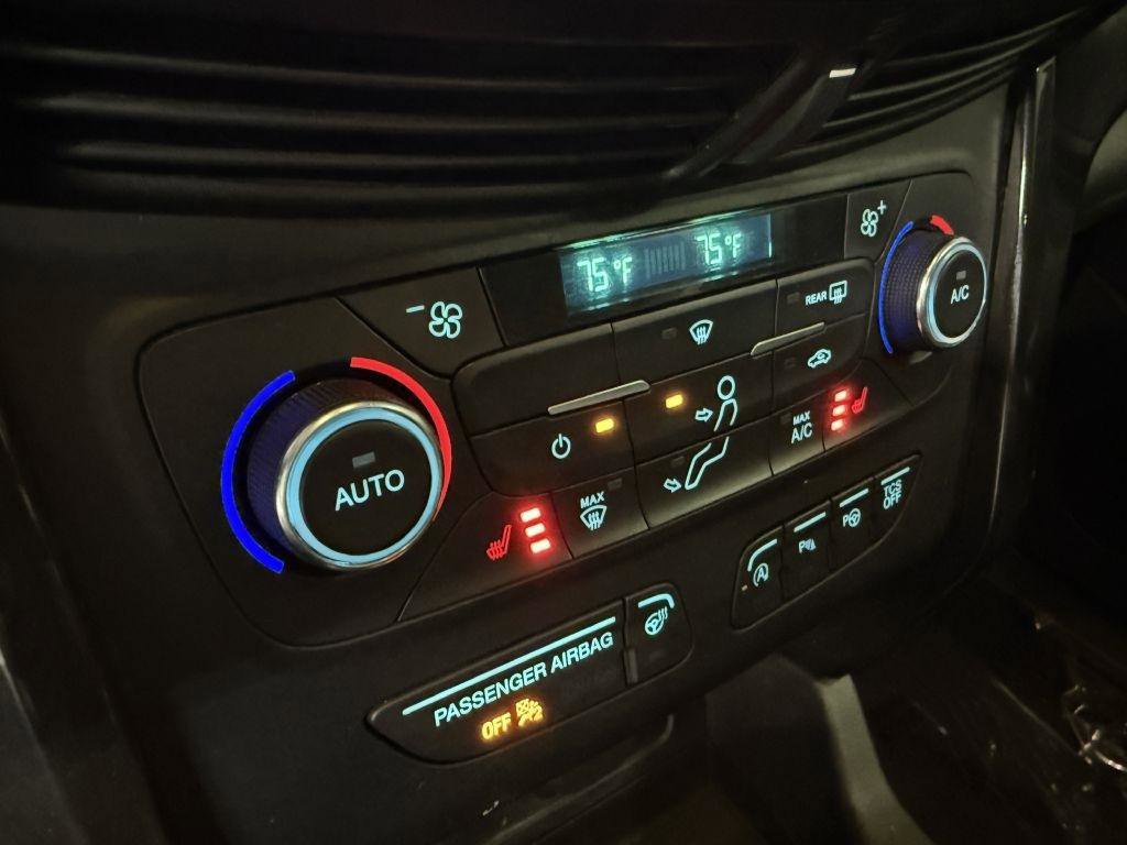 Used 2017 Ford Escape Titanium w/ Equipment Group 301A image 20