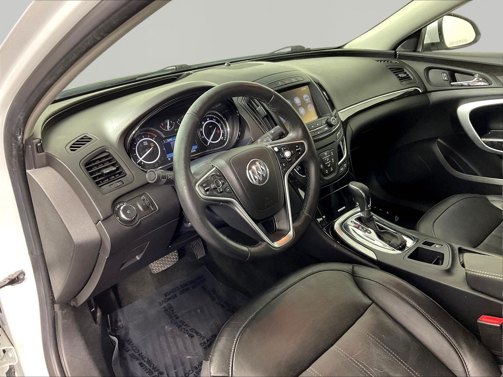 Used 2016 Buick Regal Premium AWD/4WD image 17