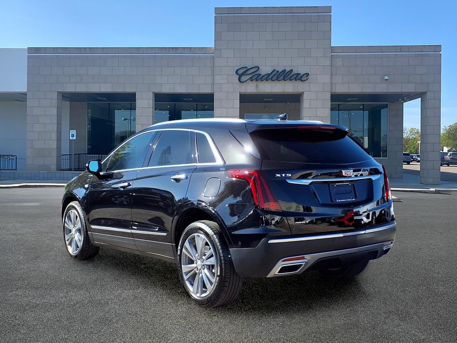 New 2026 Cadillac XT5 Premium Luxury w/ Driver Assist Package AWD/4WD image 6