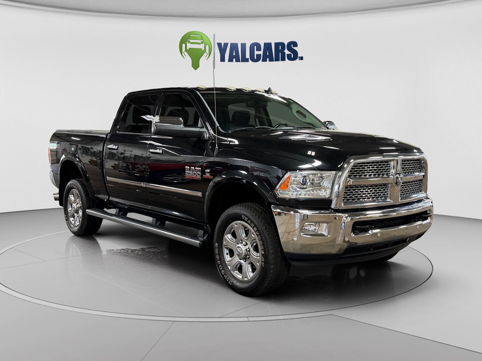 Used 2017 RAM 2500 Laramie AWD/4WD image 7