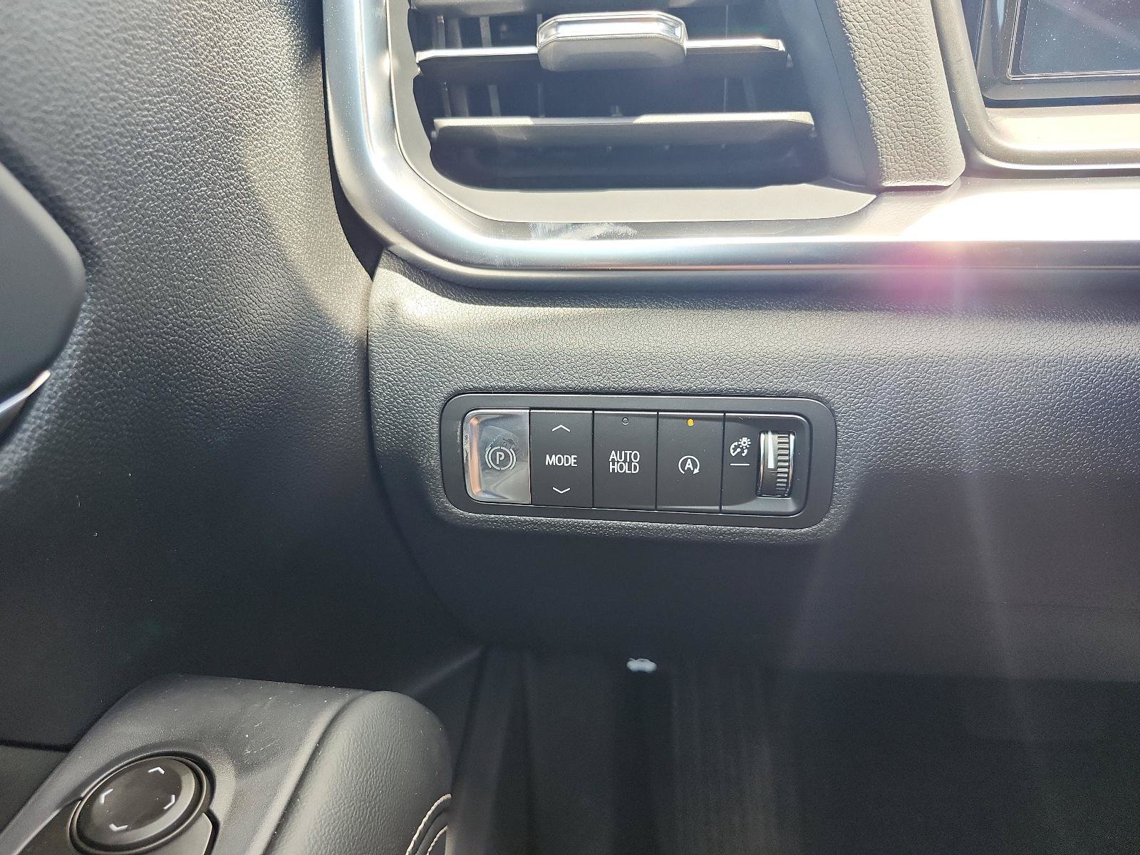 New 2026 GMC Terrain Elevation w/ Elevation Premium Package FWD image 18