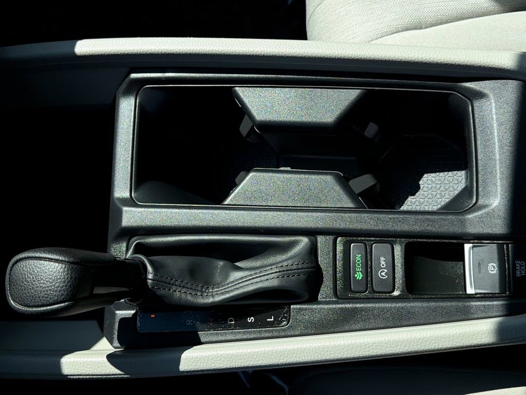 Used 2023 Honda Accord LX image 21