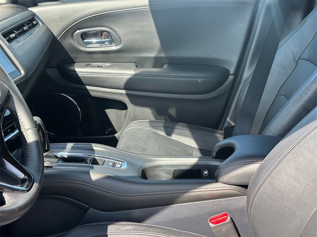 Used 2022 Honda HR-V EX-L image 10