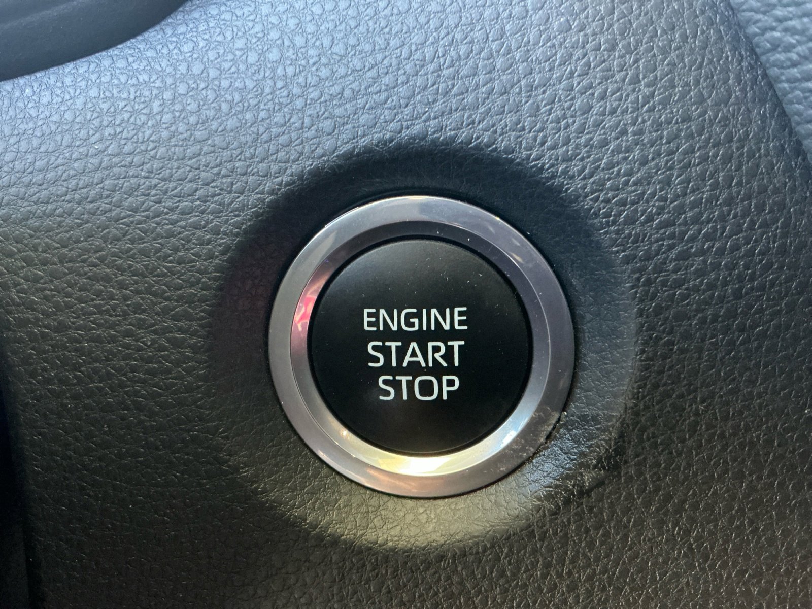 Certified 2024 Toyota Corolla SE w/ SE Convenience Package image 29