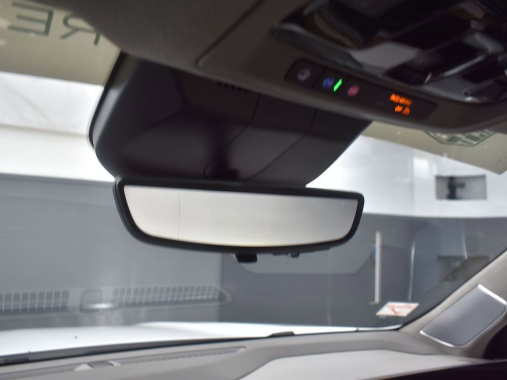 Certified 2025 Cadillac Escalade Sport Platinum image 25