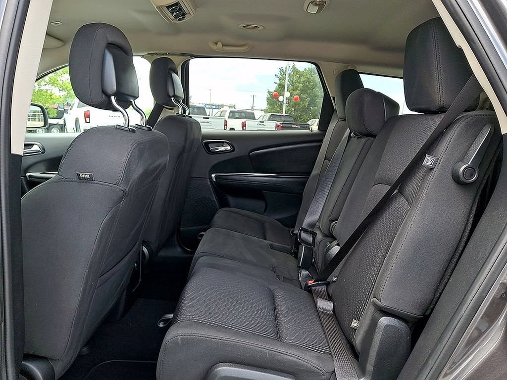 Used 2018 Dodge Journey SE w/ Popular Equipment Group FWD image 10