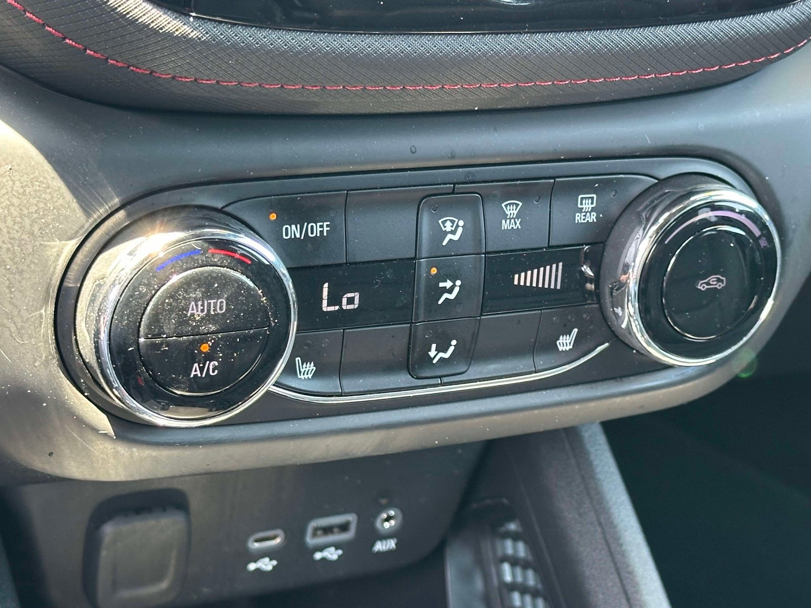 Used 2023 Chevrolet TrailBlazer RS w/ Convenience Package FWD image 30