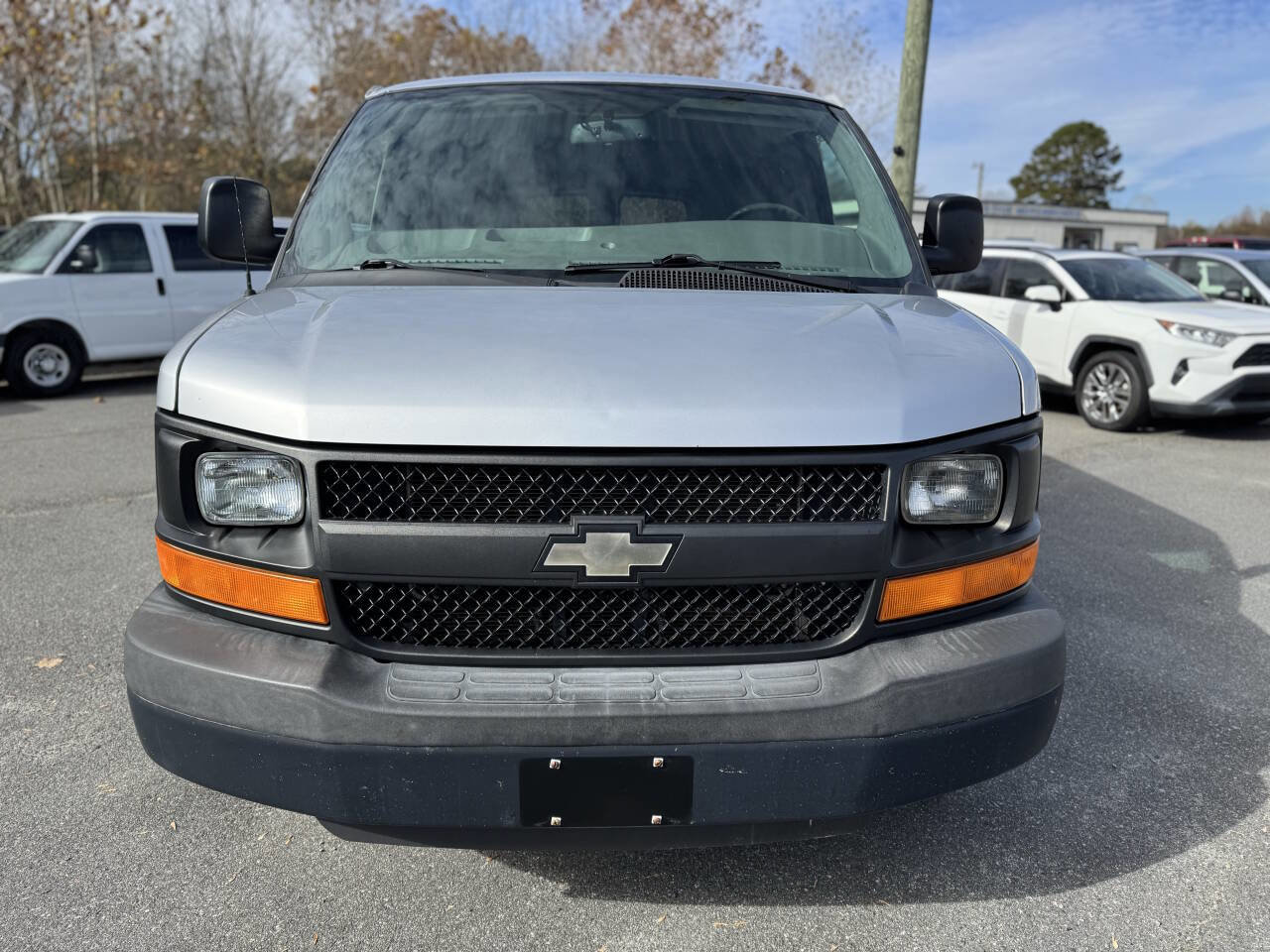 Used 2015 Chevrolet Express 2500 LS image 20