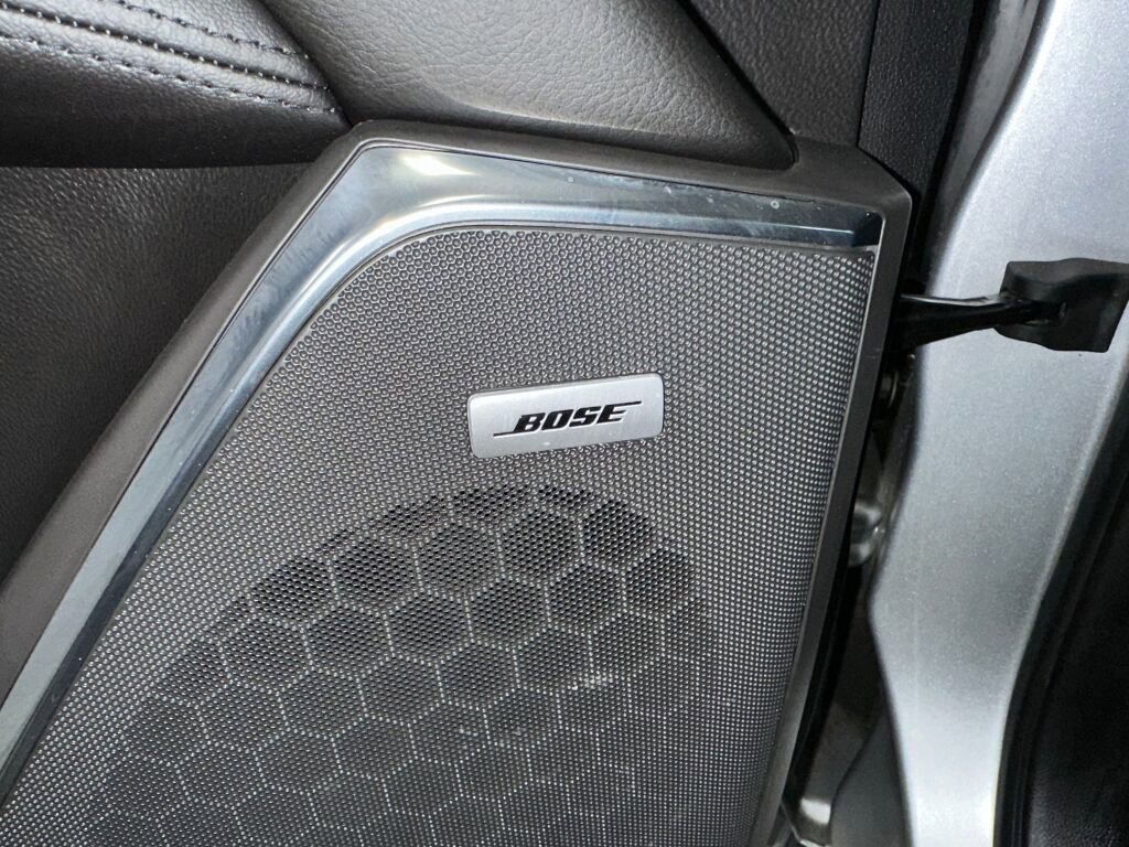 Used 2016 Cadillac Escalade ESV Luxury image 11