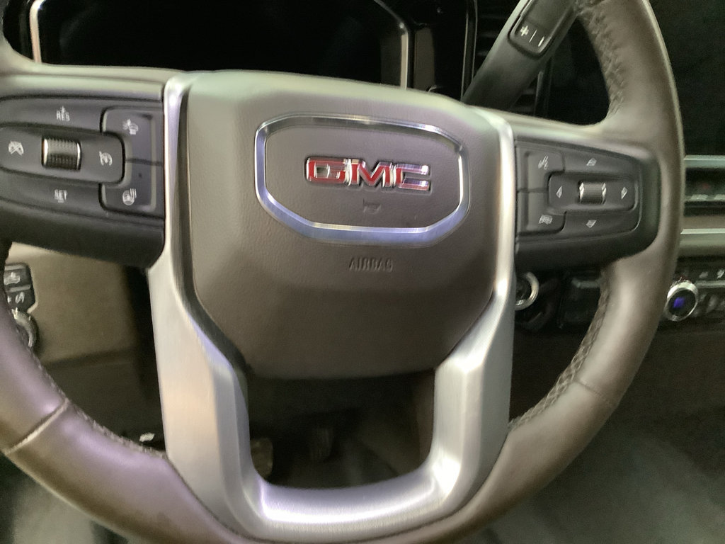 Used 2024 GMC Sierra 2500 SLT RWD image 18