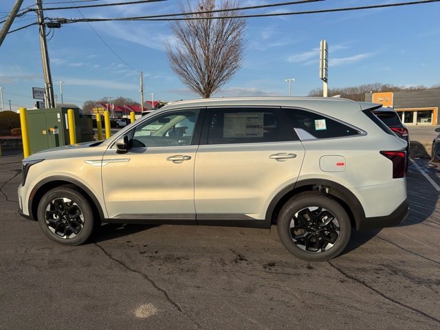 New 2026 Kia Sorento S image 3