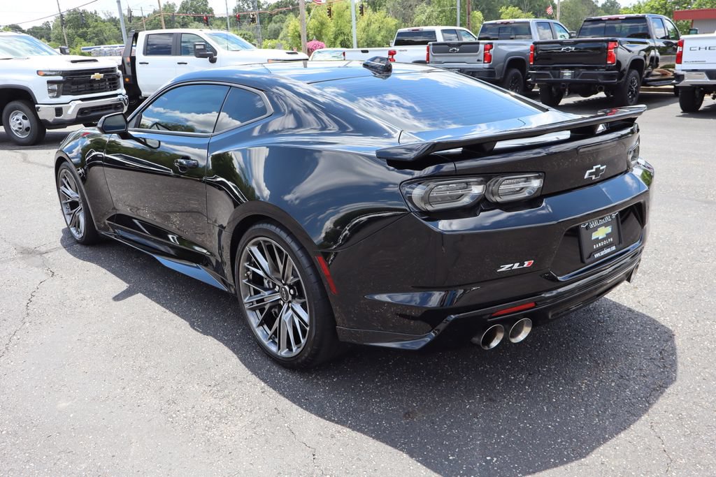 Used 2024 Chevrolet Camaro ZL1 RWD image 3