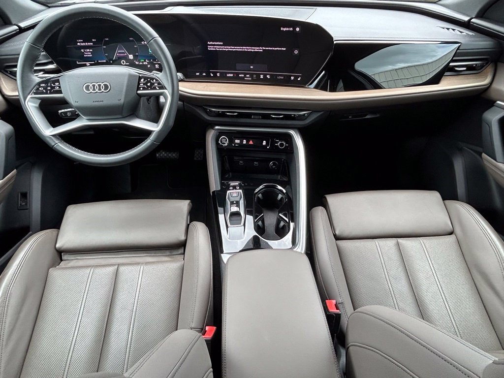 Used 2025 Audi Q5 Premium Plus AWD/4WD image 10