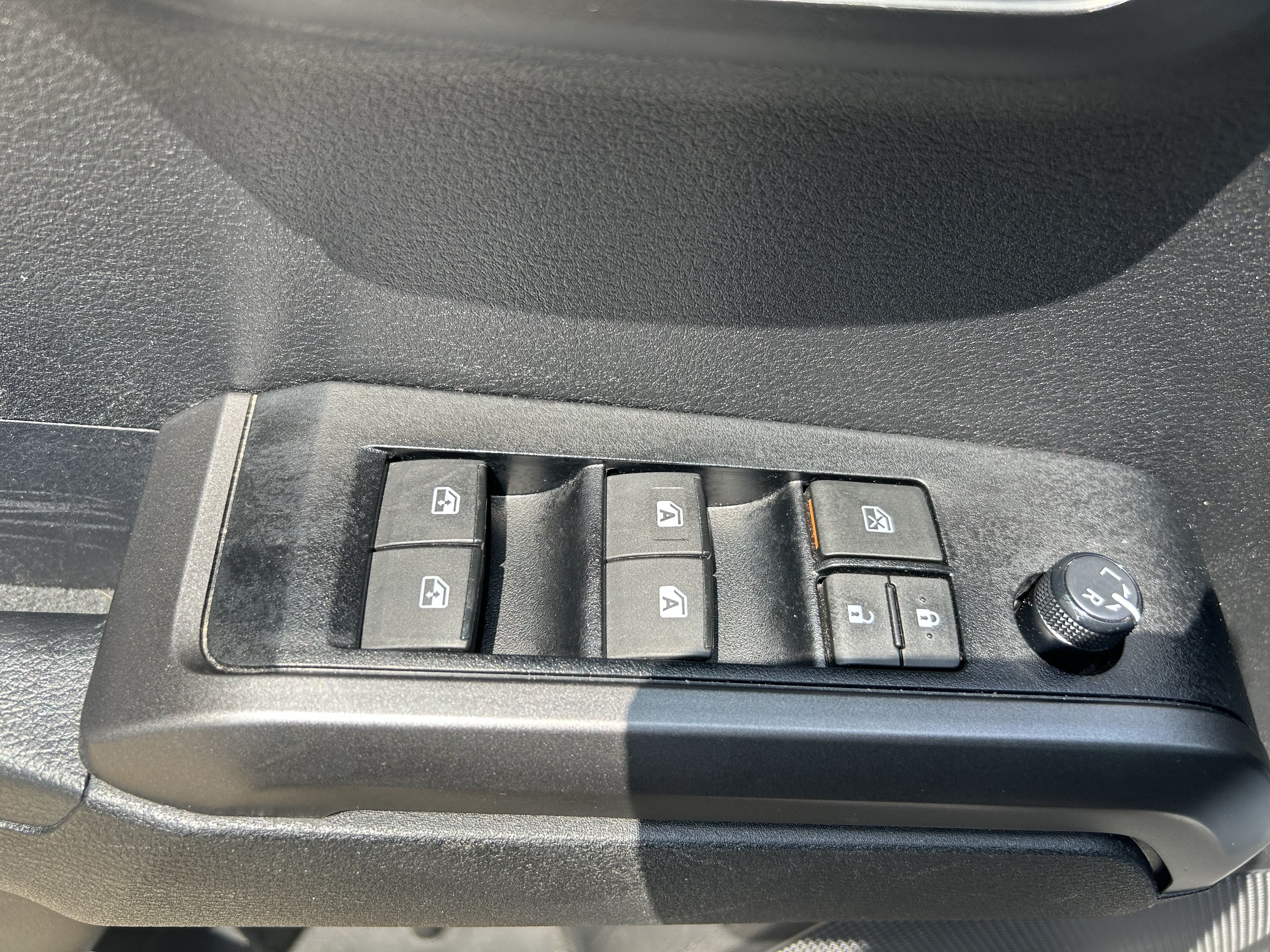 Certified 2023 Toyota Tacoma TRD Sport w/ Technology Package AWD/4WD image 17
