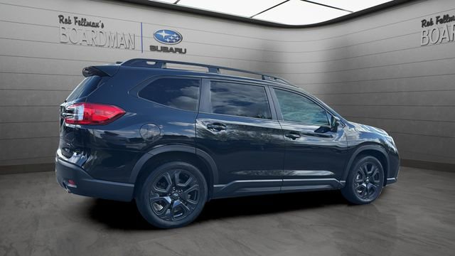 Used 2023 Subaru Ascent Onyx Edition image 4