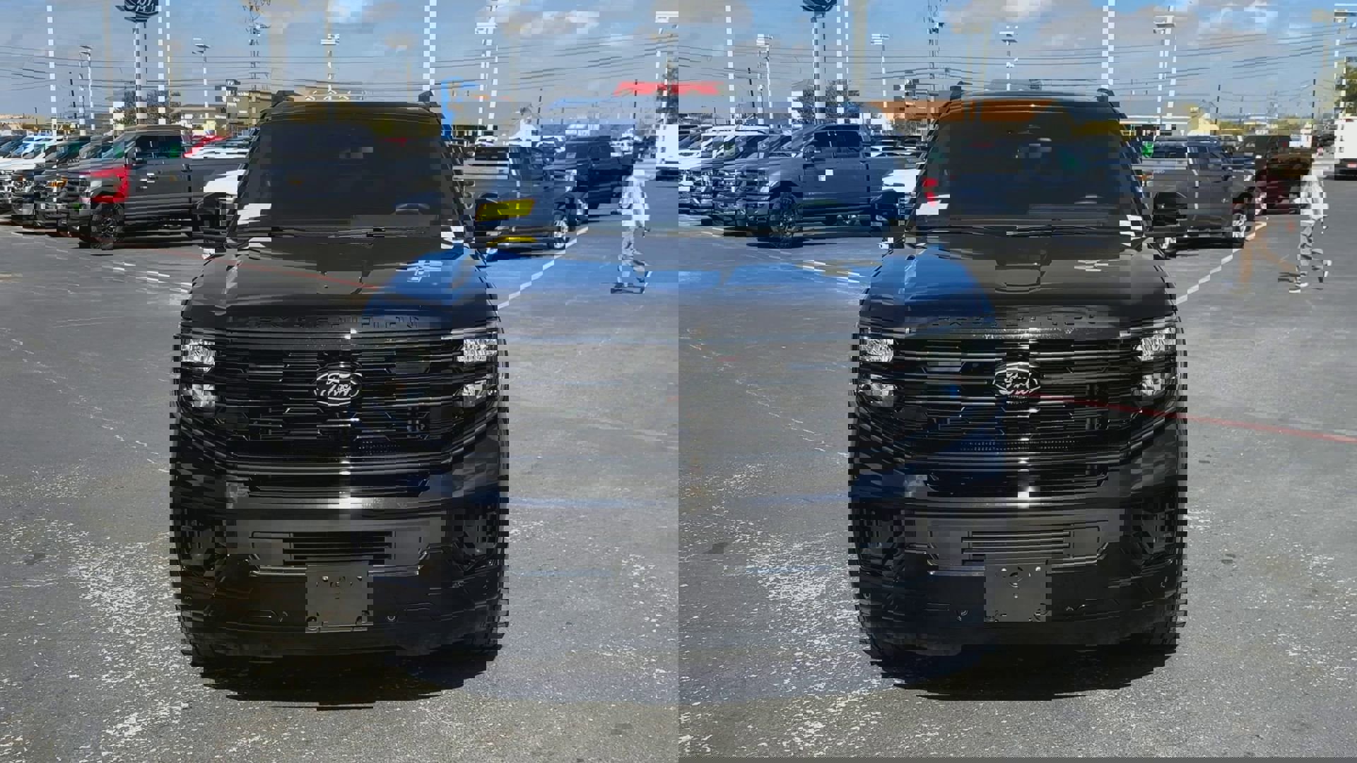 Certified 2025 Ford Expedition Max Platinum w/ Stealth Appearance Package image 3