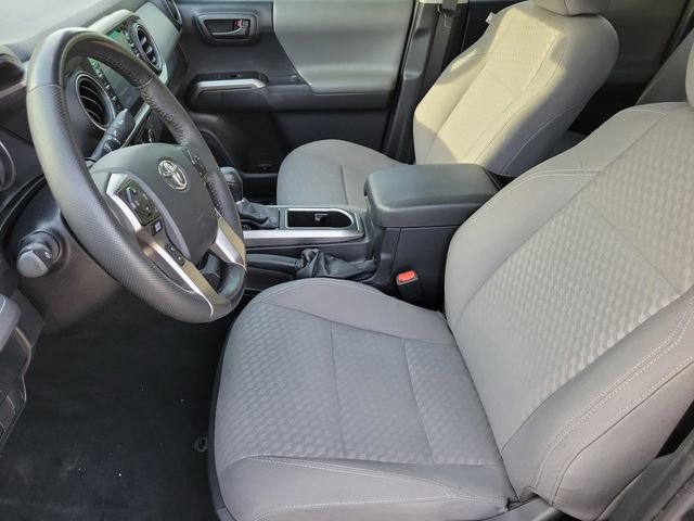 Used 2023 Toyota Tacoma SR5 w/ Technology Package image 9