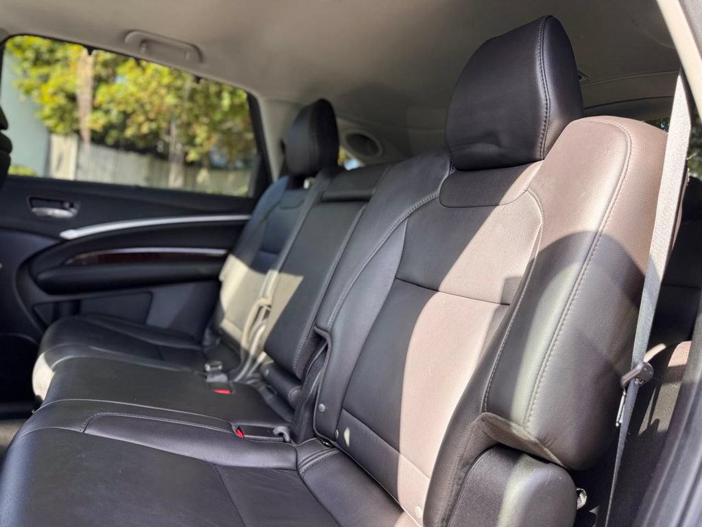 Used 2017 Acura MDX w/ Tech & Entertainment Packag AWD/4WD image 23