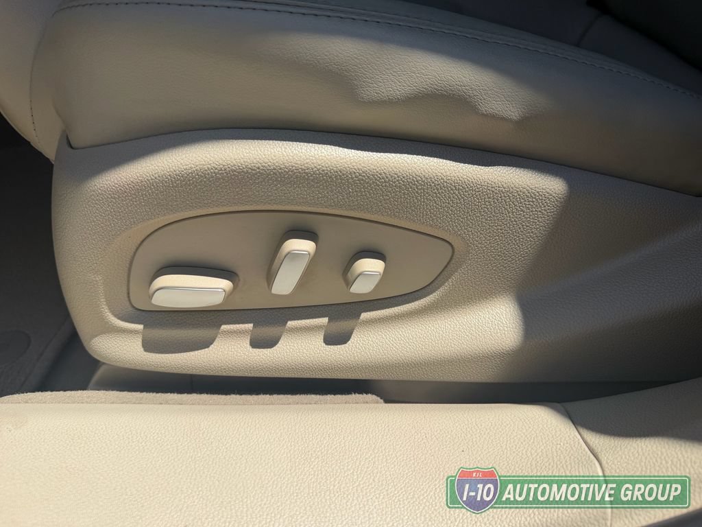 Used 2016 Cadillac XTS Luxury w/ Driver Awareness Package FWD image 24