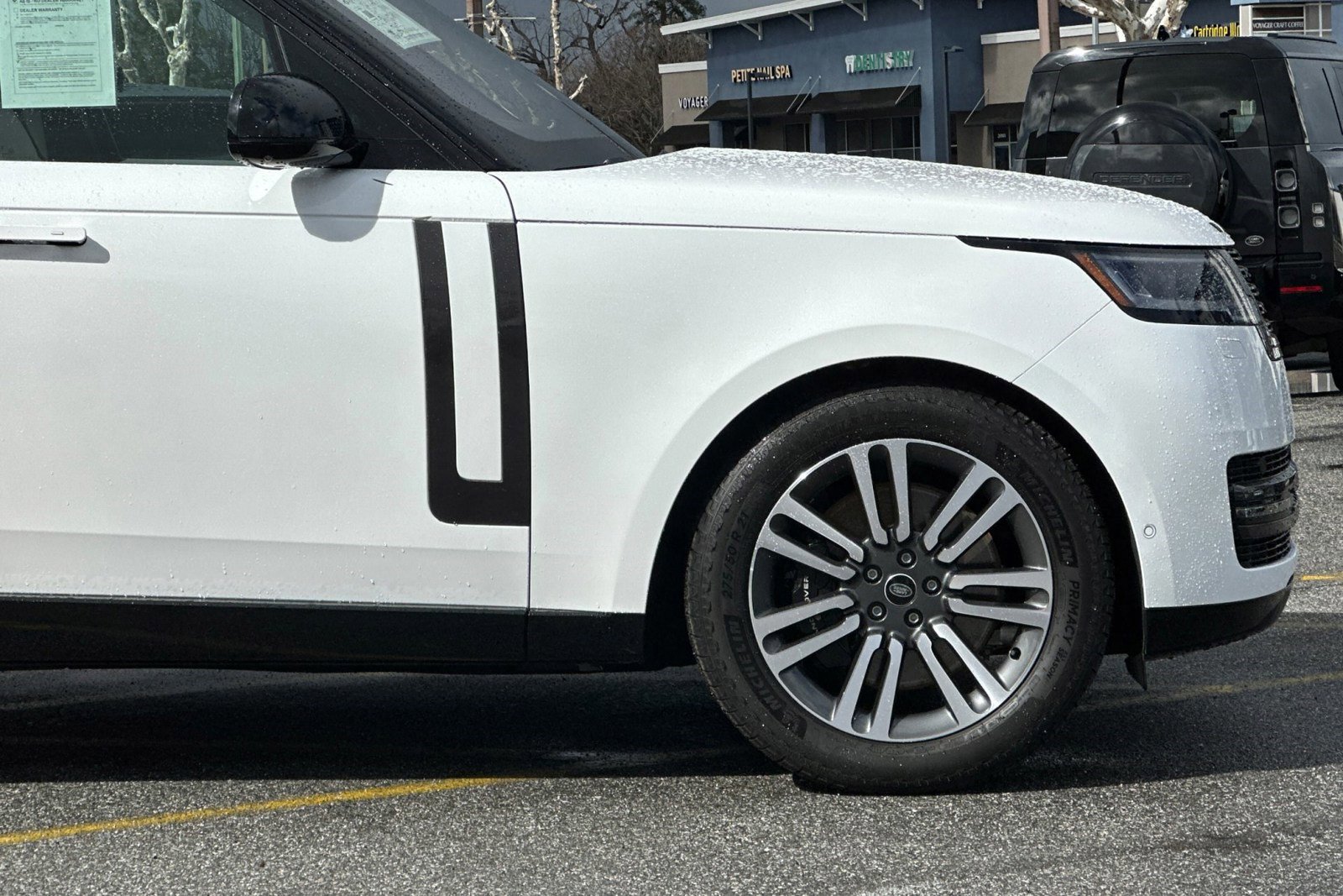 Used 2023 Land Rover Range Rover SE image 35