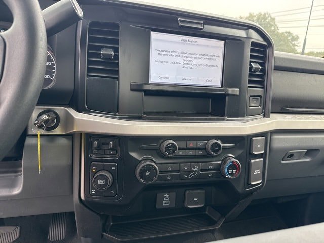 New 2025 Ford F350 XLT AWD/4WD image 49