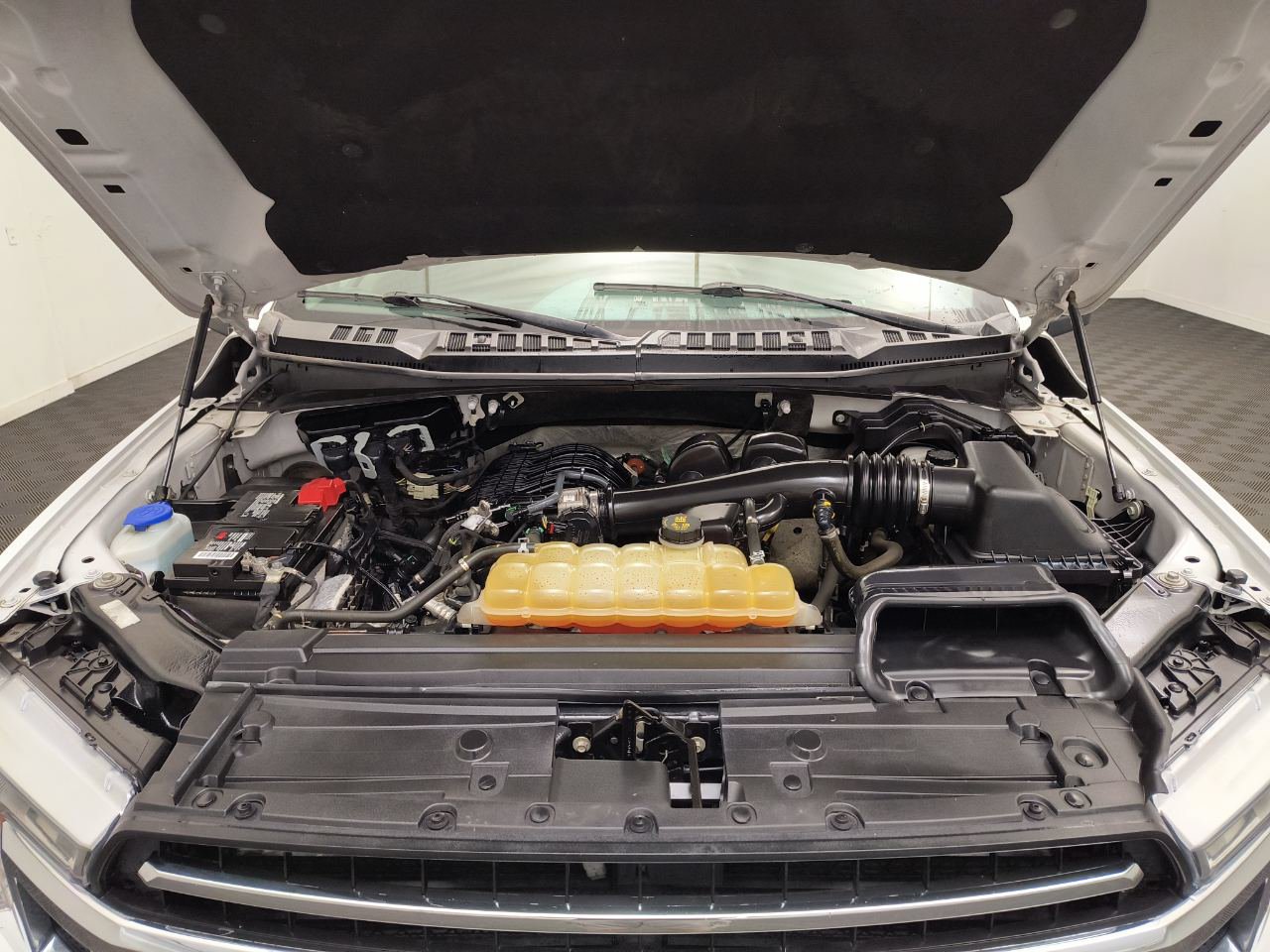Used 2018 Ford F150 XLT AWD/4WD image 31