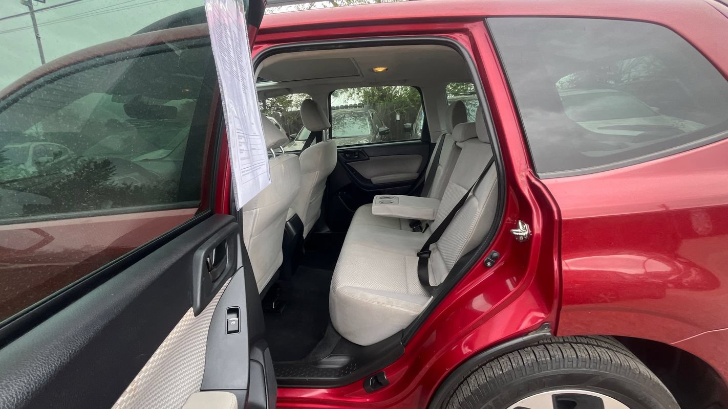 Used 2018 Subaru Forester 2.5i Premium w/ All-Weather Package AWD/4WD image 20