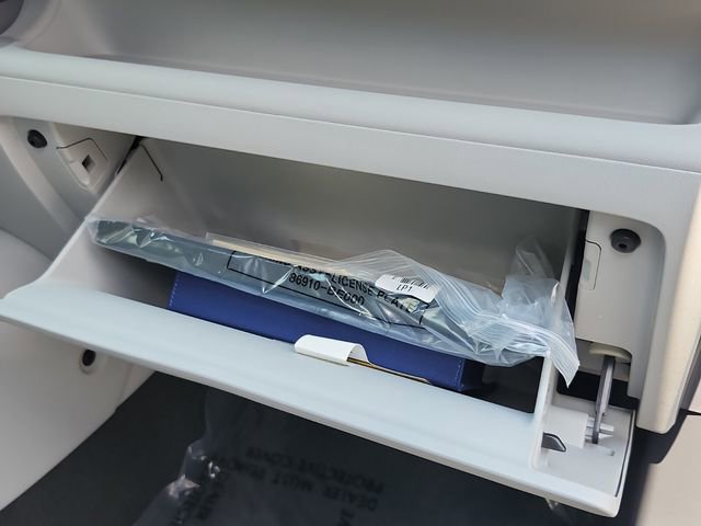 Certified 2024 Hyundai Kona SE image 19