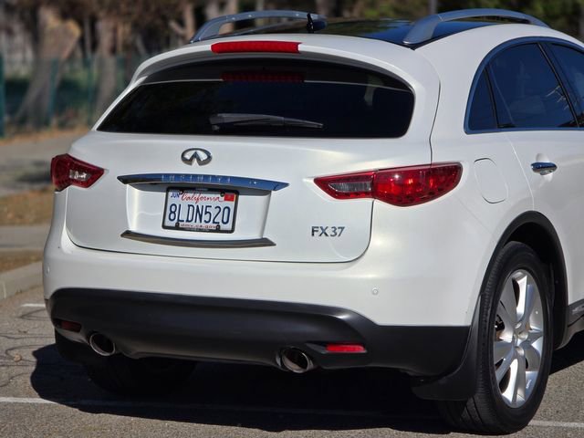 Used 2013 INFINITI FX37 2WD w/ Premium Pkg image 11